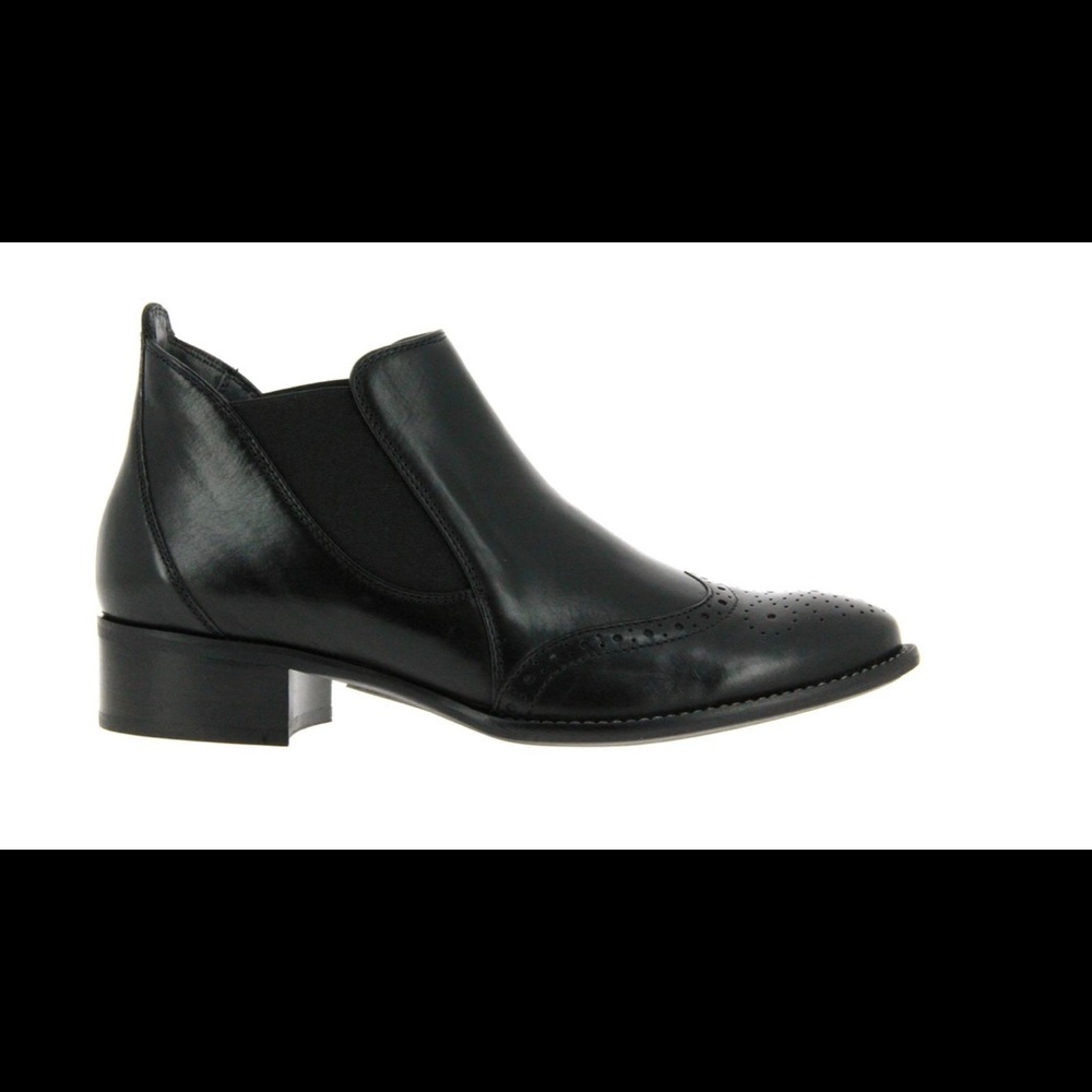 Paul Green Chelsea boot